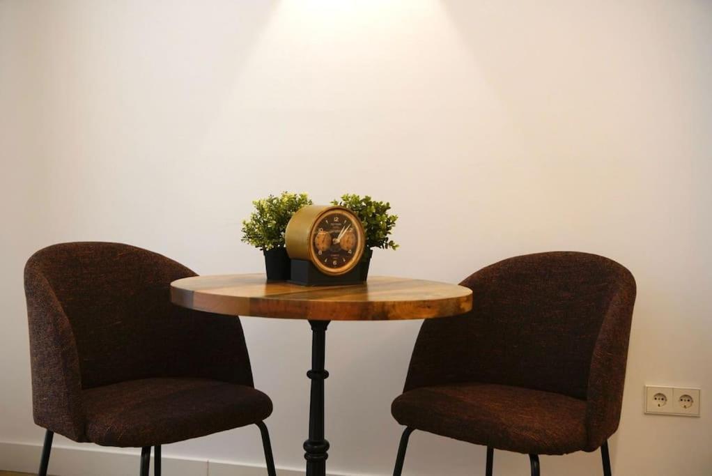 Mini Hotel In The Heart Of Sevilla For Exclusive Usage Exterior foto