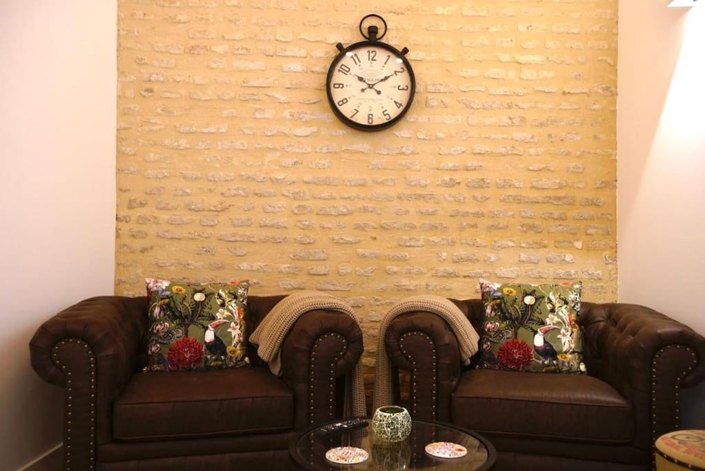 Mini Hotel In The Heart Of Sevilla For Exclusive Usage Exterior foto